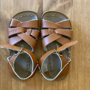 SALTWATER HOY SANDALS